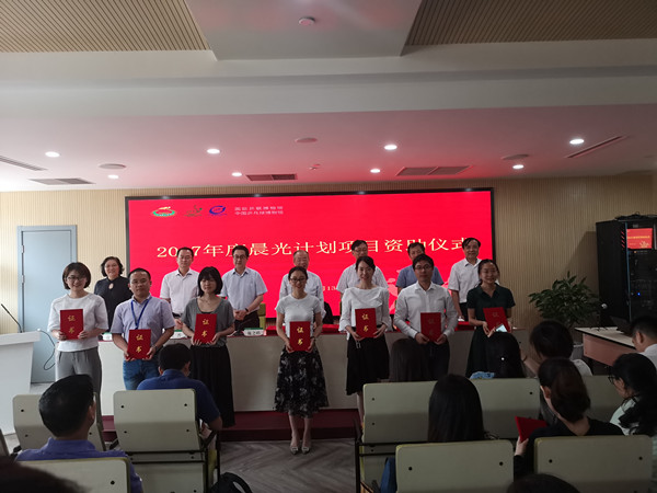微信图片_20180614103532_副本.jpg